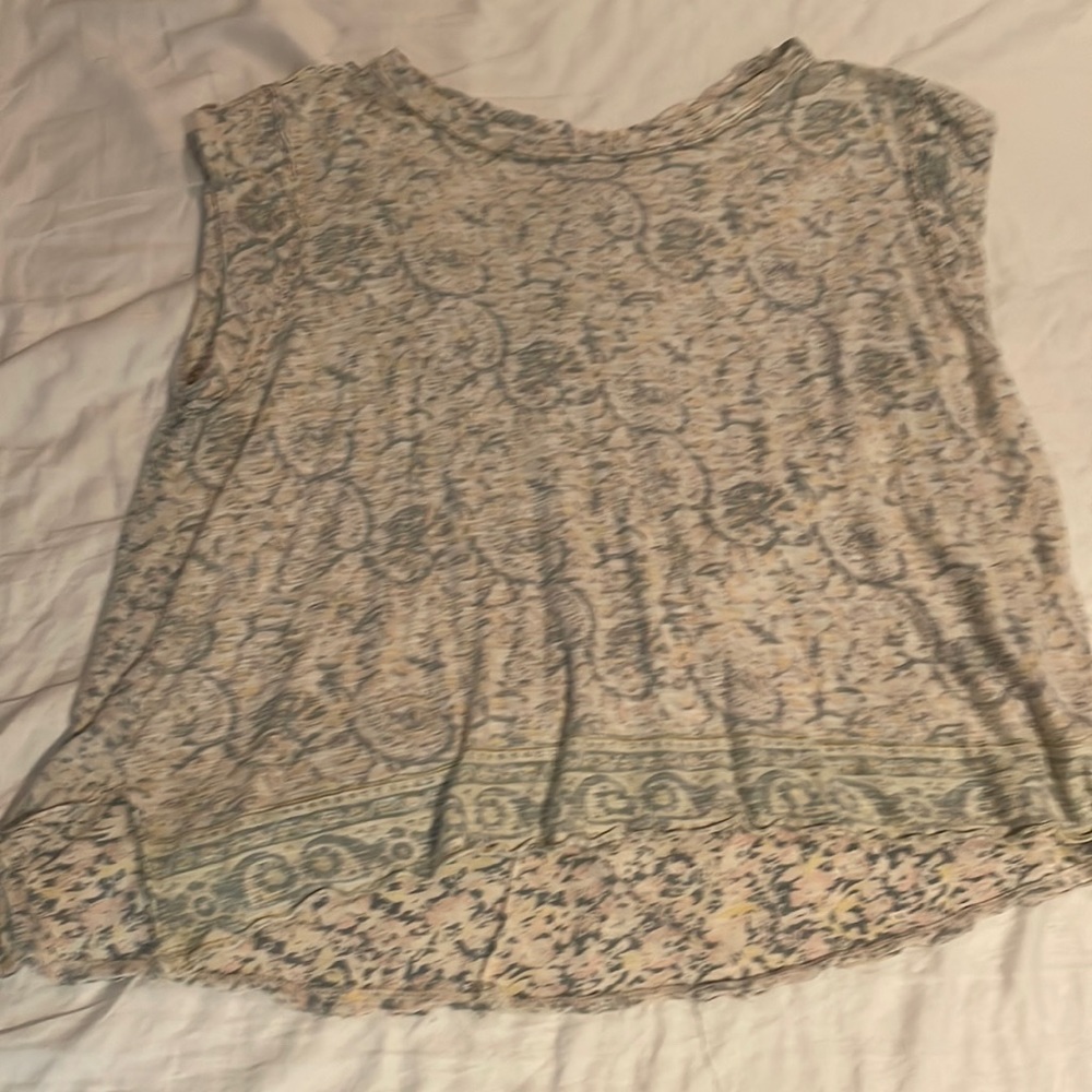 Adorable Free People blouse
